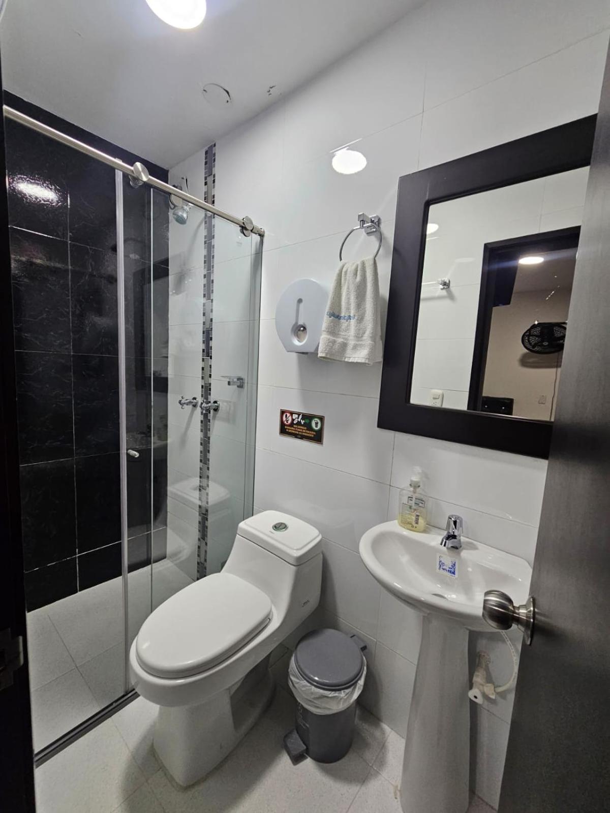 Hotel Big Ben Malaga Santander מראה חיצוני תמונה